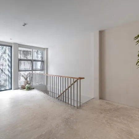 Siam Escape